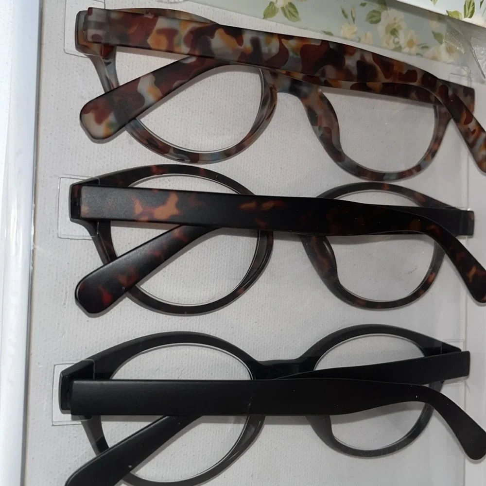 2.50 Nine West 3 pair pack  women’s reading glasses oval  animal print +2.50